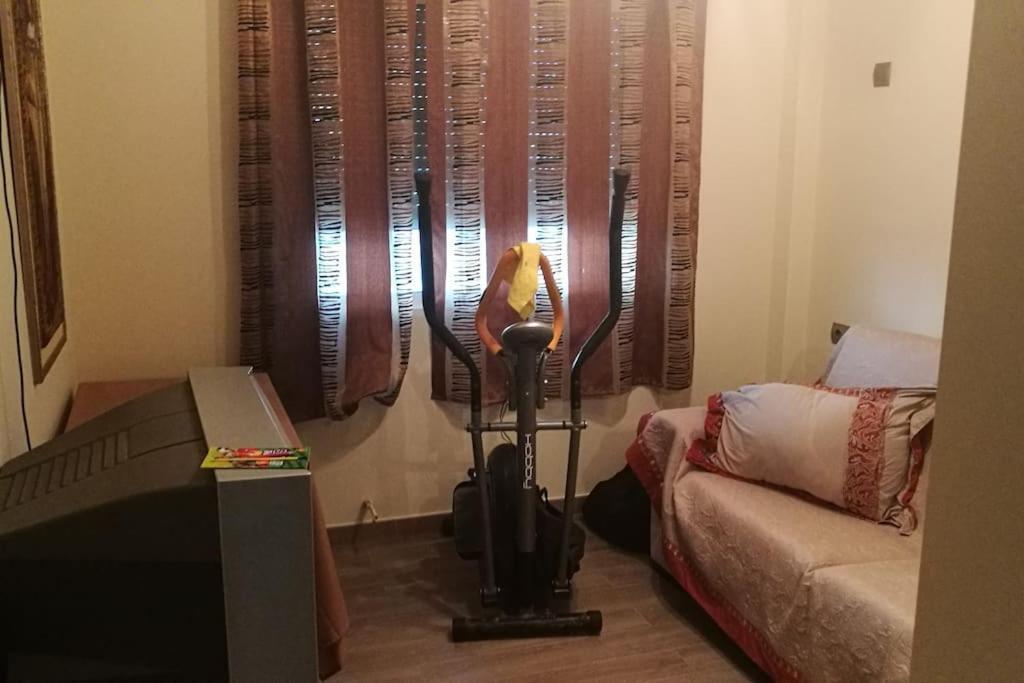 Muy Grande, Con Piscina Y Pistas Fortuna
